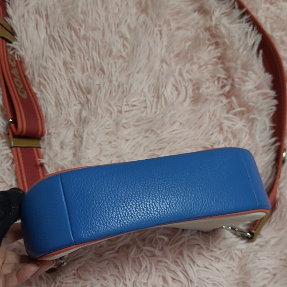 Coach Cream and Blue Crossbody Bag with Red Strap - Picture 2 of 6